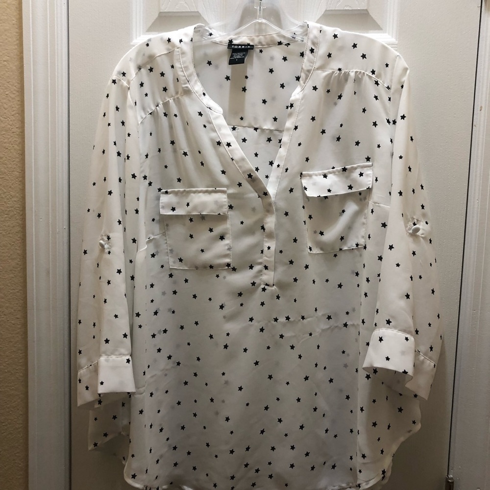 Star-Print White Roll-Sleeve Blouse